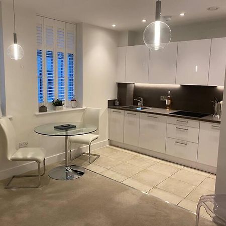 Unrivalled Location - Five Star - Worcester Apartment Экстерьер фото
