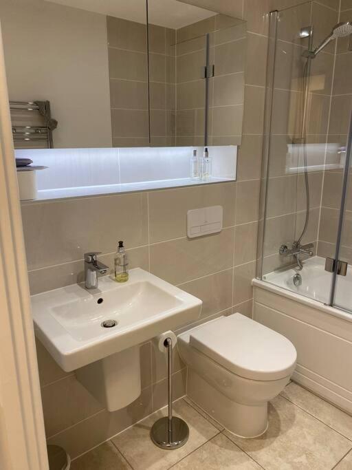 Unrivalled Location - Five Star - Worcester Apartment Экстерьер фото